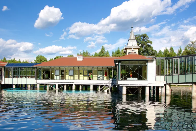 Hévíz Thermal Lake (Hévíz) 3