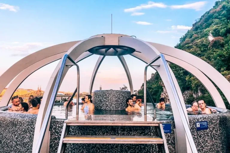 Rudas Thermal Bath, Budapest
