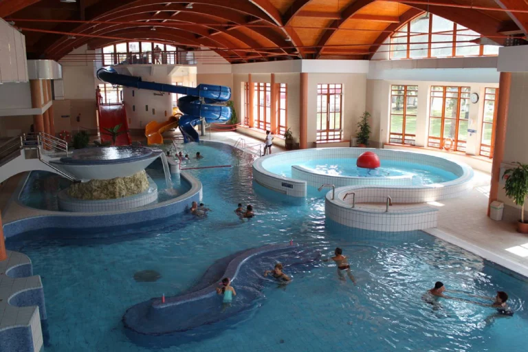 Zsóry Thermal Bath (Mezőkövesd) 1