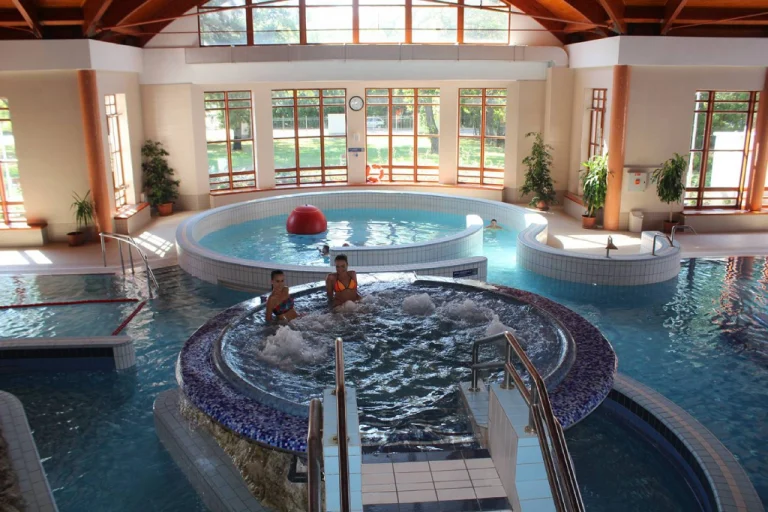 Zsóry Thermal Bath (Mezőkövesd) 6